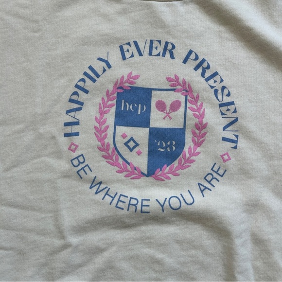 Happily Ever Present Be Where You Are White Graphic Sweatshirt Size Large - Picture 5 of 9